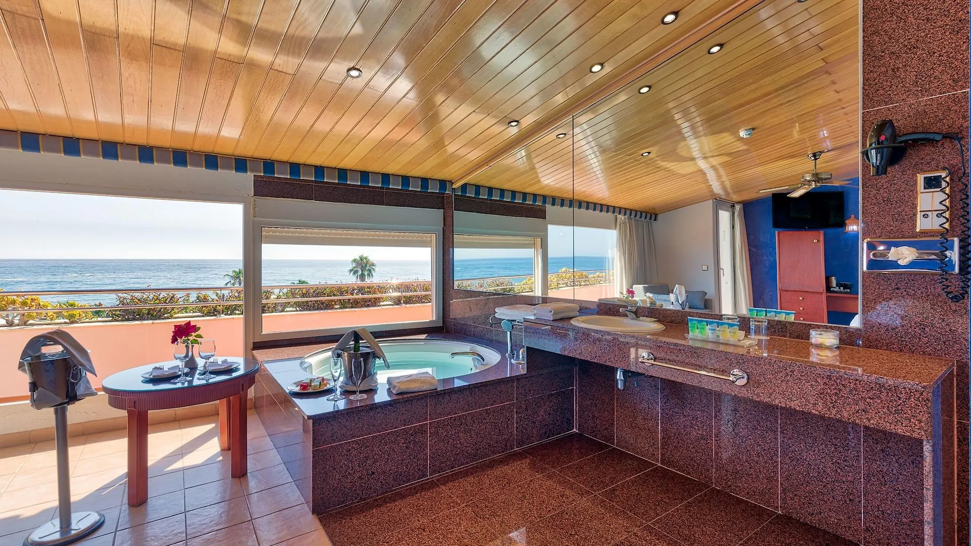 Marbella Playa Hotel 4*,