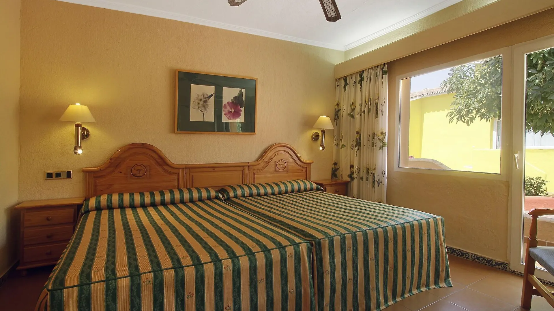 Marbella Playa Hotel 4*,
